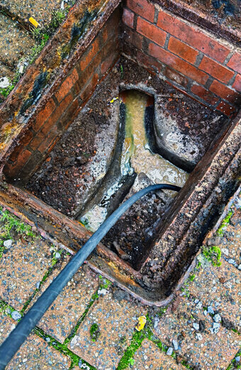 https://plumbercottesloe.com.au/uploads/2025/06/blocked-drains-644040.jpg